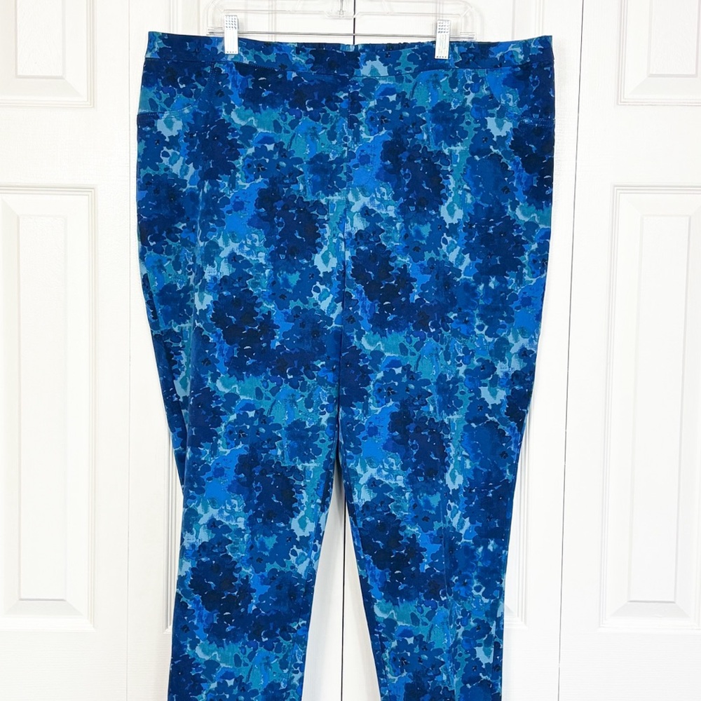 Isaac Mizrahi Live! Blue Multi Floral Stretch Pull-On Slim Crop Pants 22W